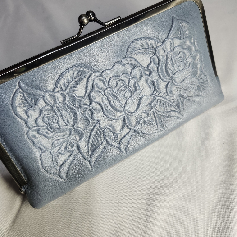Praticia Nash Everly Frame Wallet - Picture 2 of 5